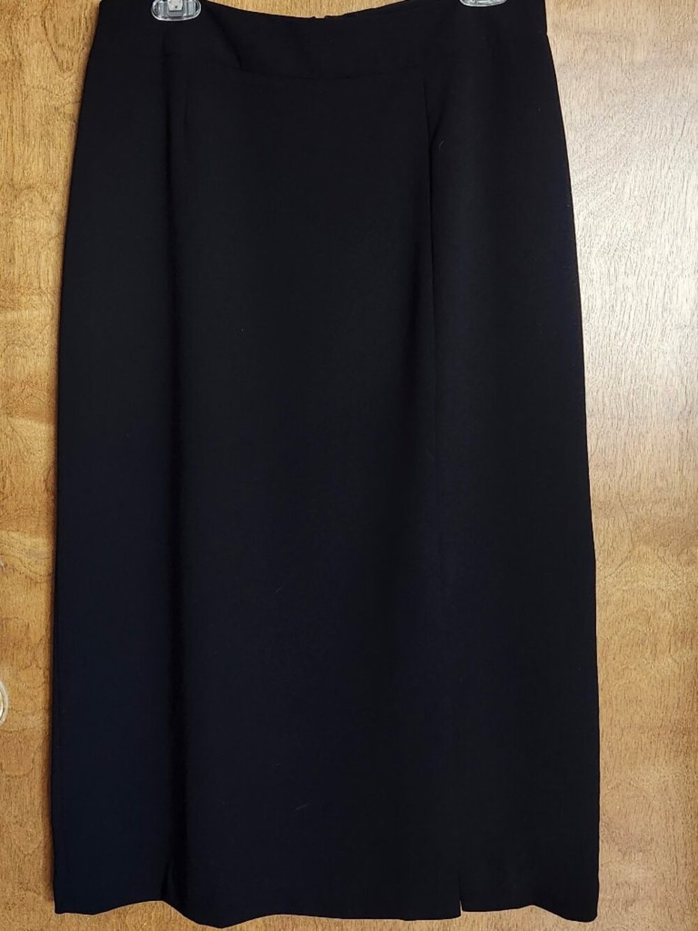 Worthington Women's Petite Midi Pencil Skirt. Black. Size 12P